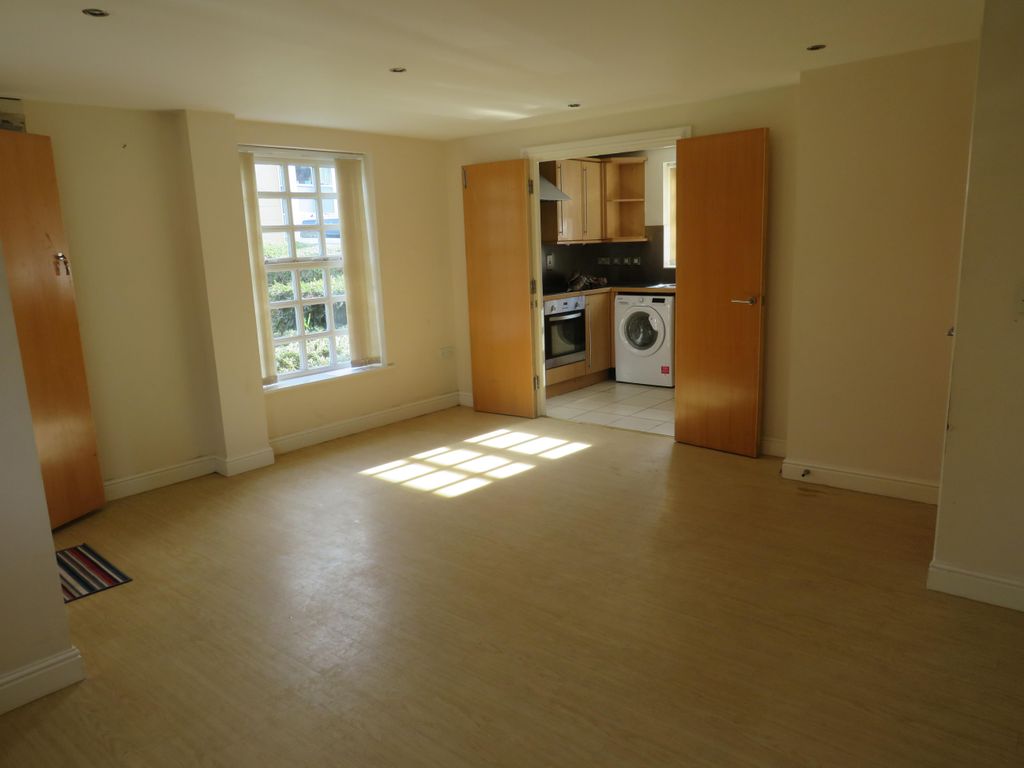 Property photo 2 of 6 Living Room