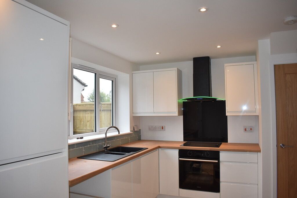 Property photo 2 of 13 Kitchen