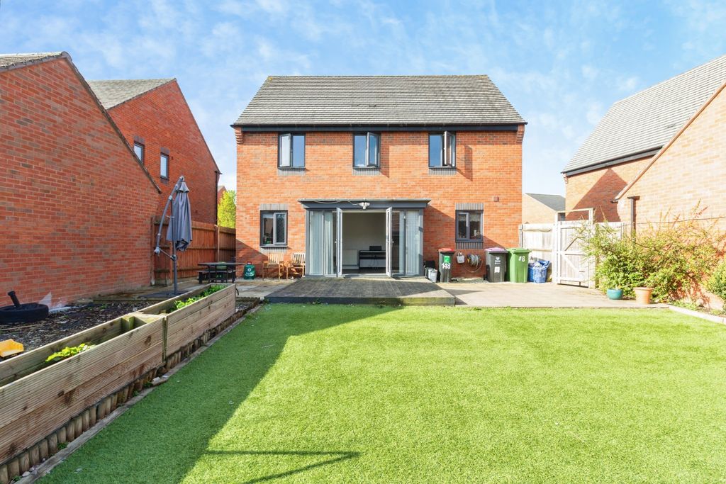 Property photo 2 of 19