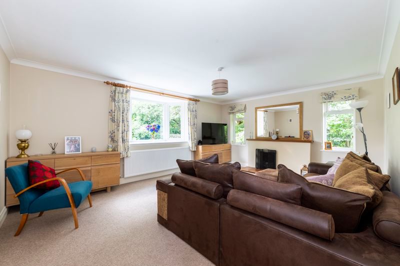 Property photo 3 of 24 Photo 2