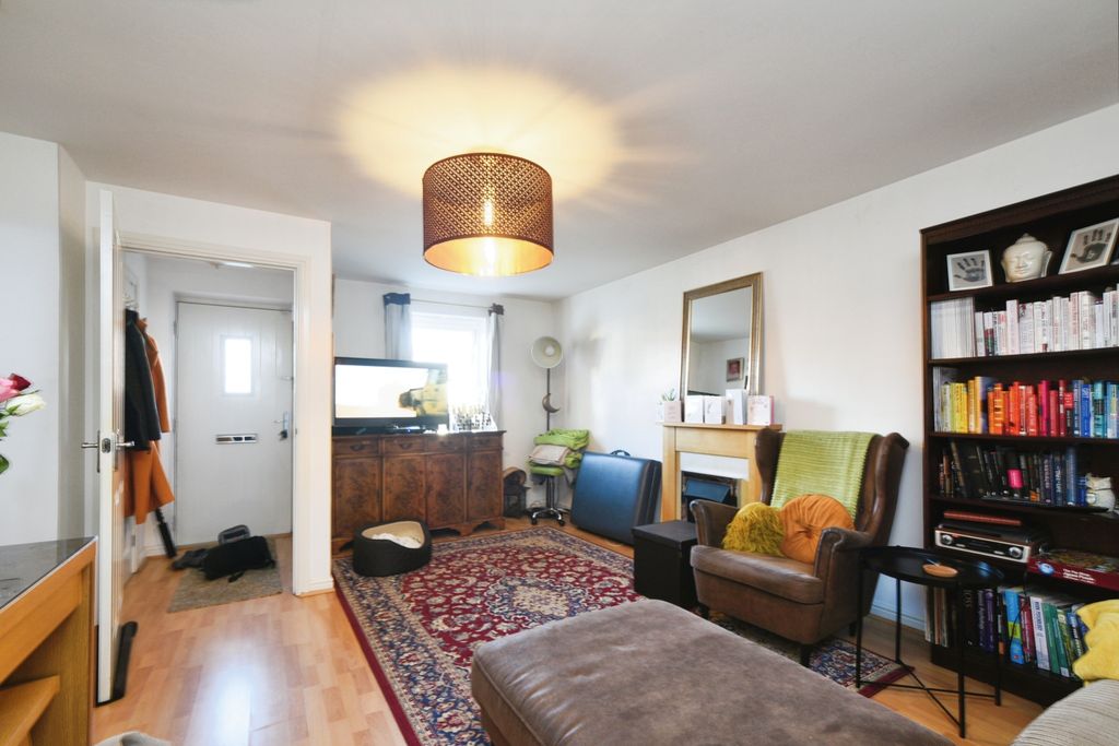 Property photo 3 of 15 Photography