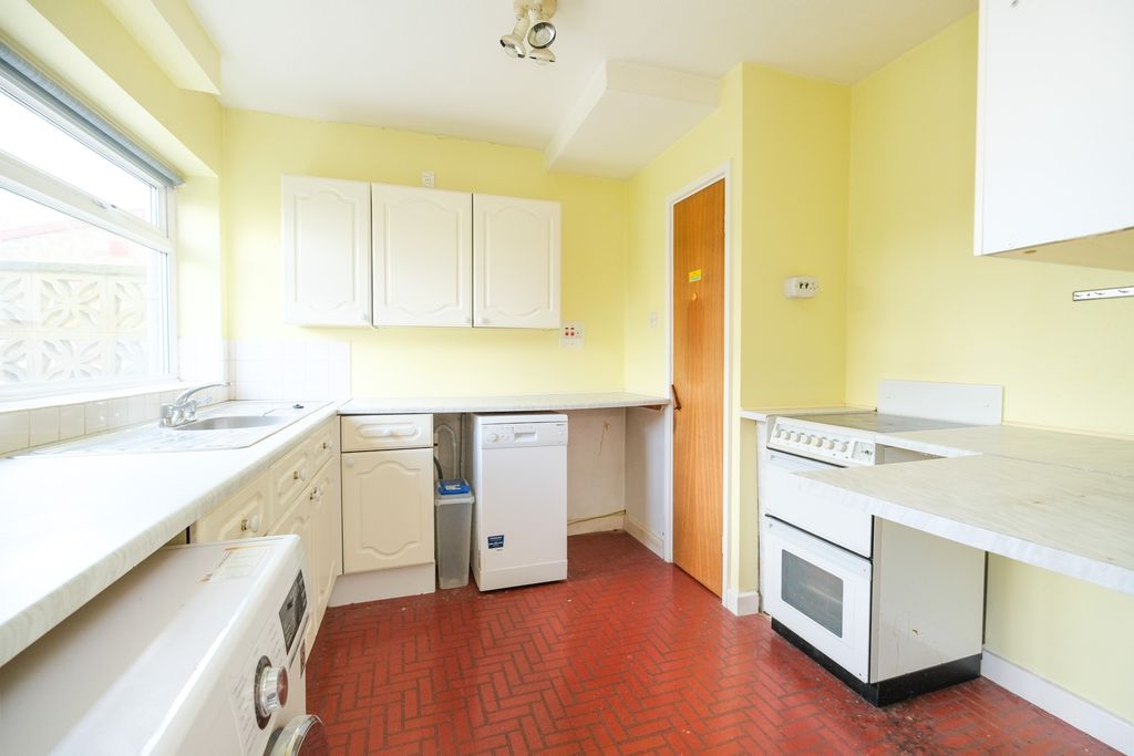 Property photo 3 of 13
