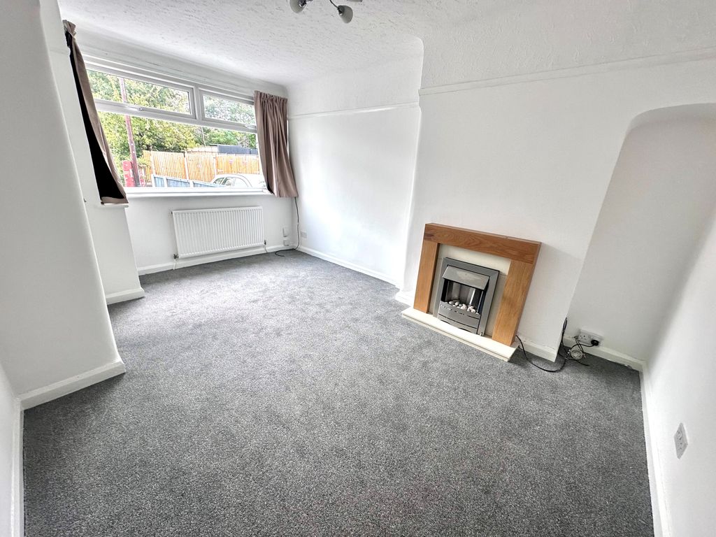 Property photo 2 of 17 Image