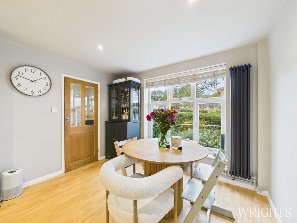 Property photo 2 of 29