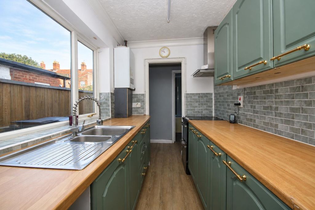 Property photo 3 of 11 1 (5).Png