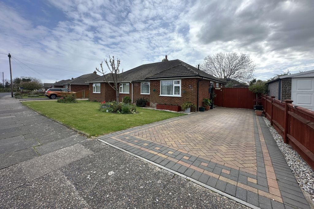 Property photo 1 of 12 Photo 15