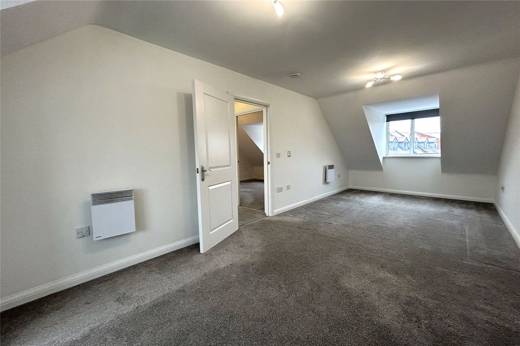 Property photo 3 of 12 Picture No. 93