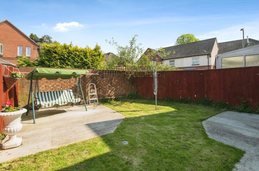 Property photo 2 of 14