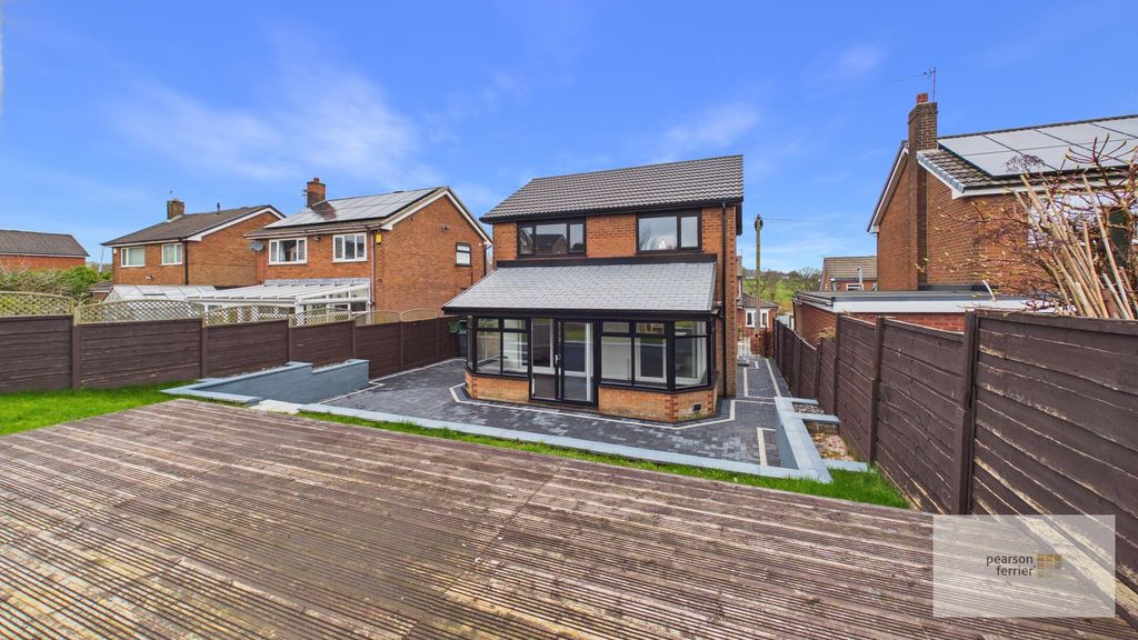 Property photo 1 of 16 Rear Garden