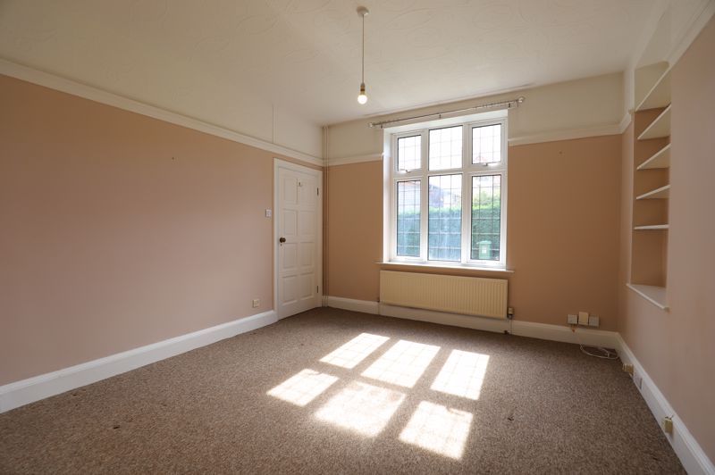 Property photo 3 of 14 Photo 6