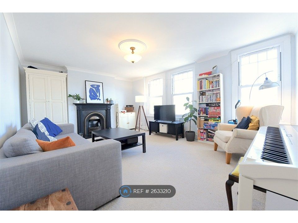 Property photo 3 of 12