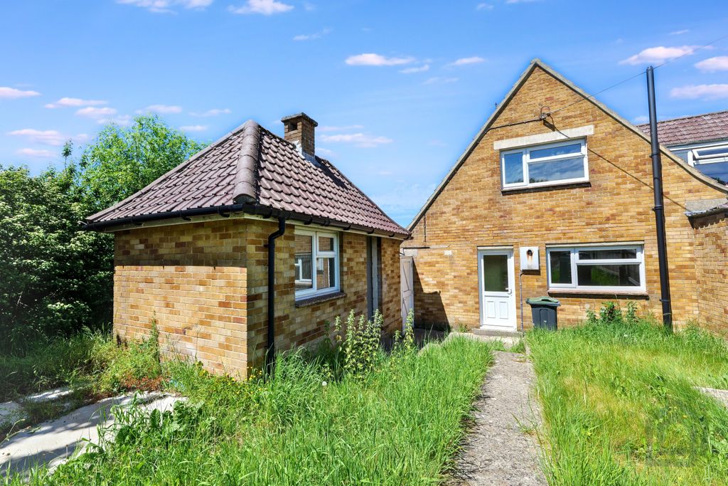 Property photo 2 of 19