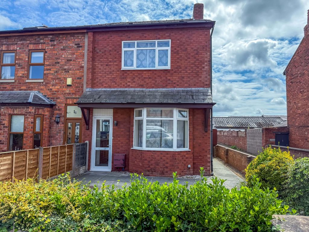 Property photo 1 of 26