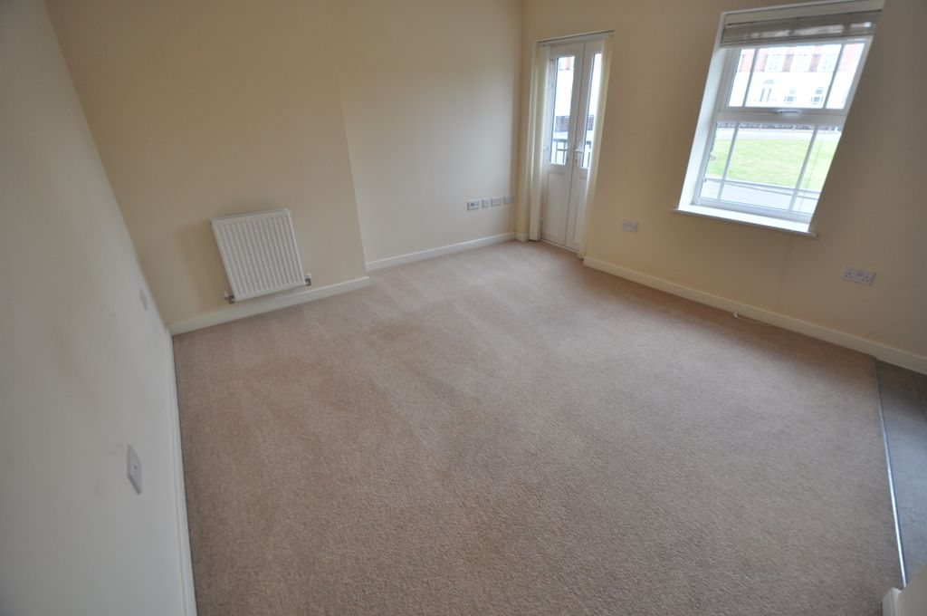 Property photo 2 of 6 Lounge