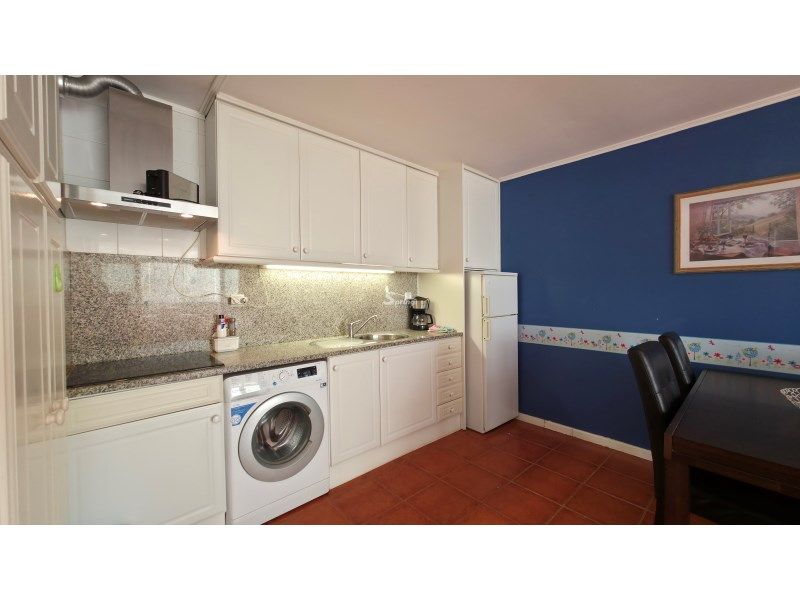 Property photo 3 of 25