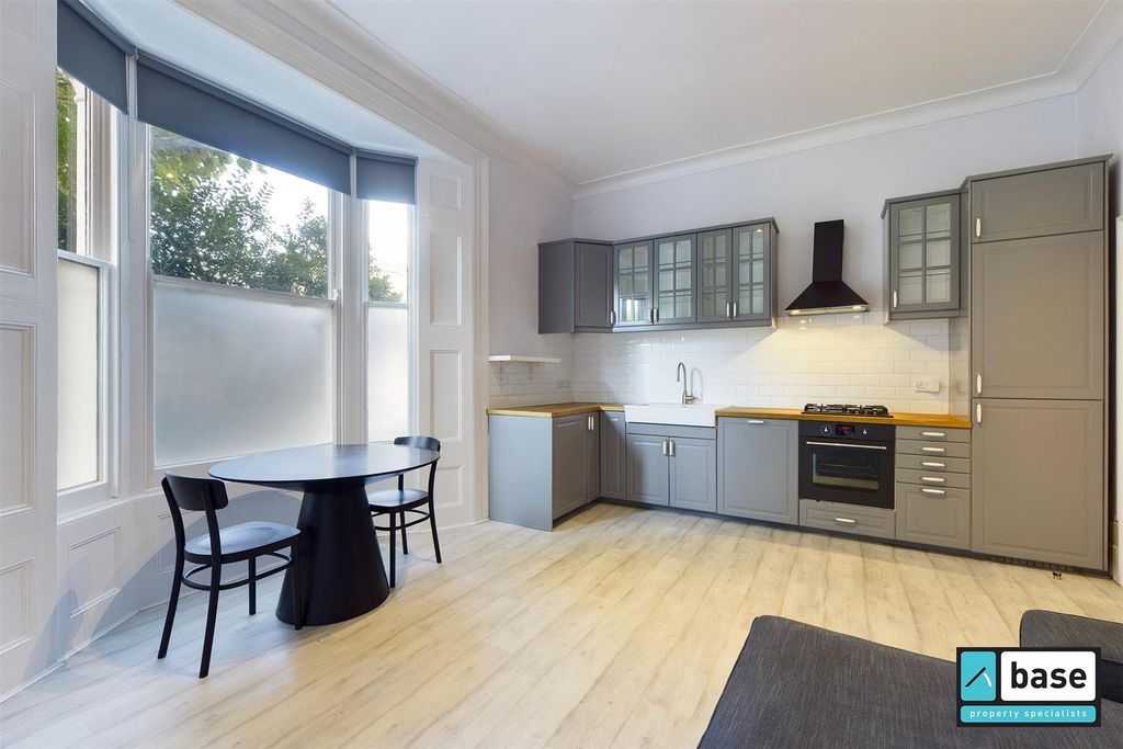 Property photo 1 of 11 Open Plan Living