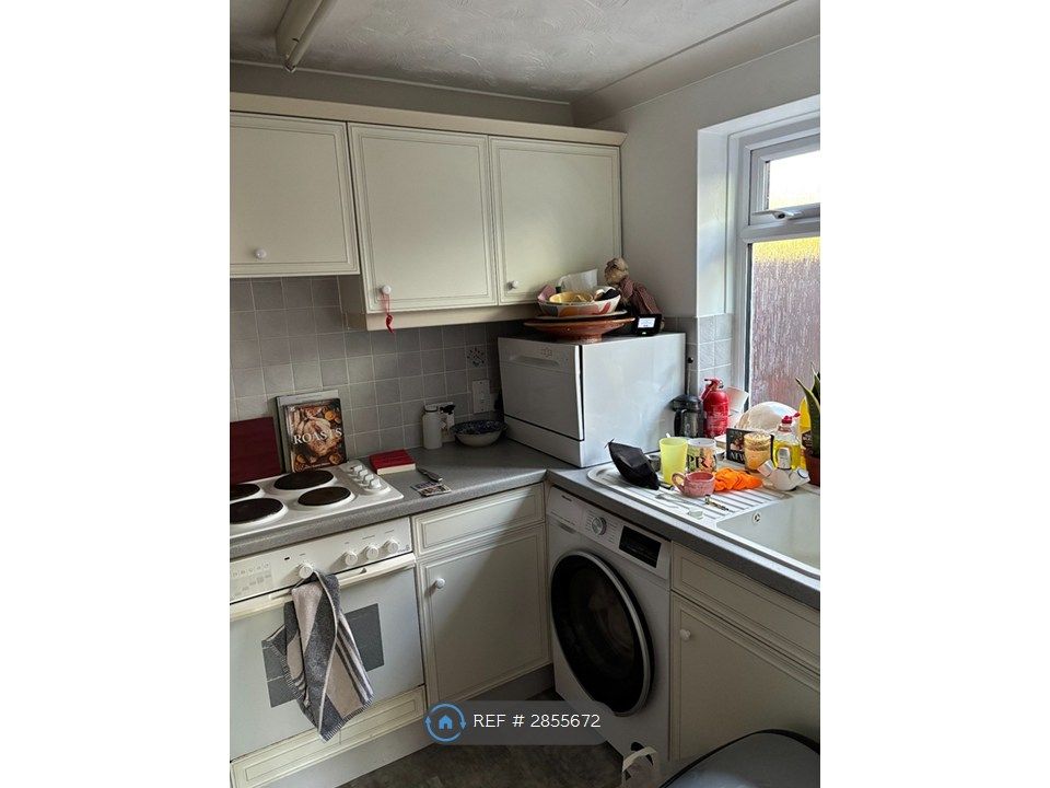 Property photo 2 of 5