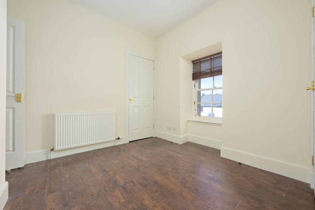 Additional image 24 of 3 bed flat for sale11 Craigflower House, Torryburn KY12