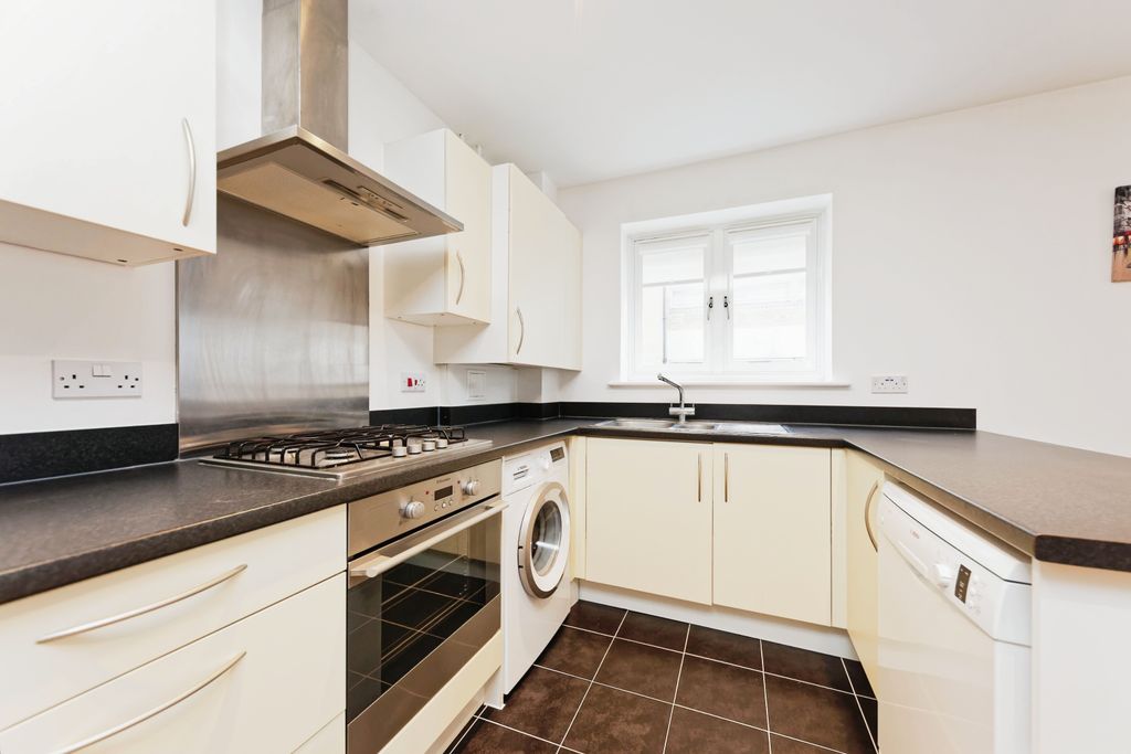 Property photo 3 of 17 Photography