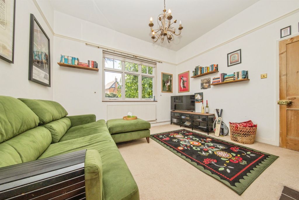 Property photo 2 of 19