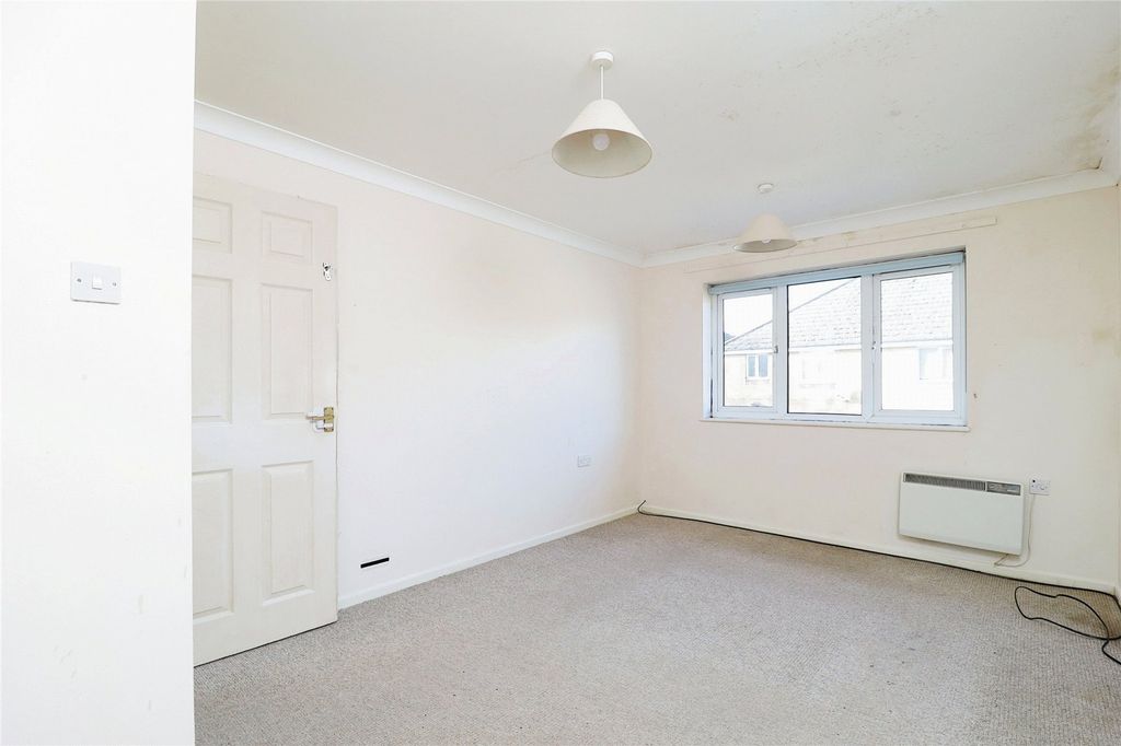 Property photo 3 of 11 Picture No. 22