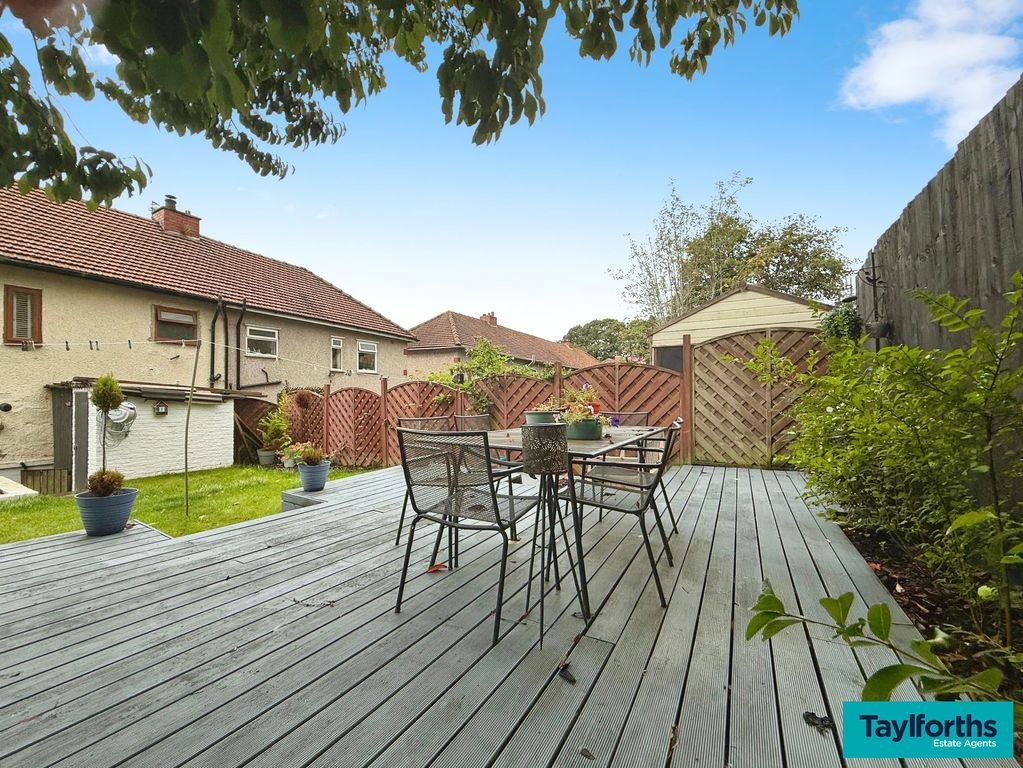Property photo 3 of 27