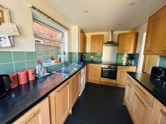 Property photo 3 of 14