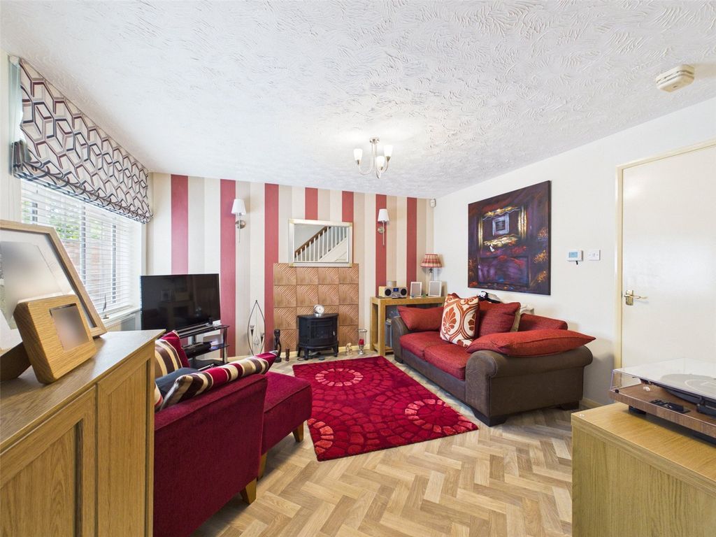 Property photo 2 of 16 Picture No. 02