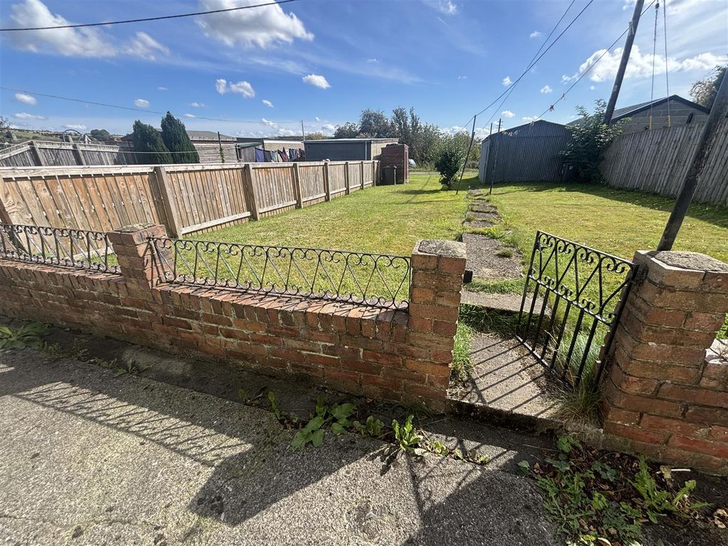 Property photo 2 of 16 Img_5521.Jpg