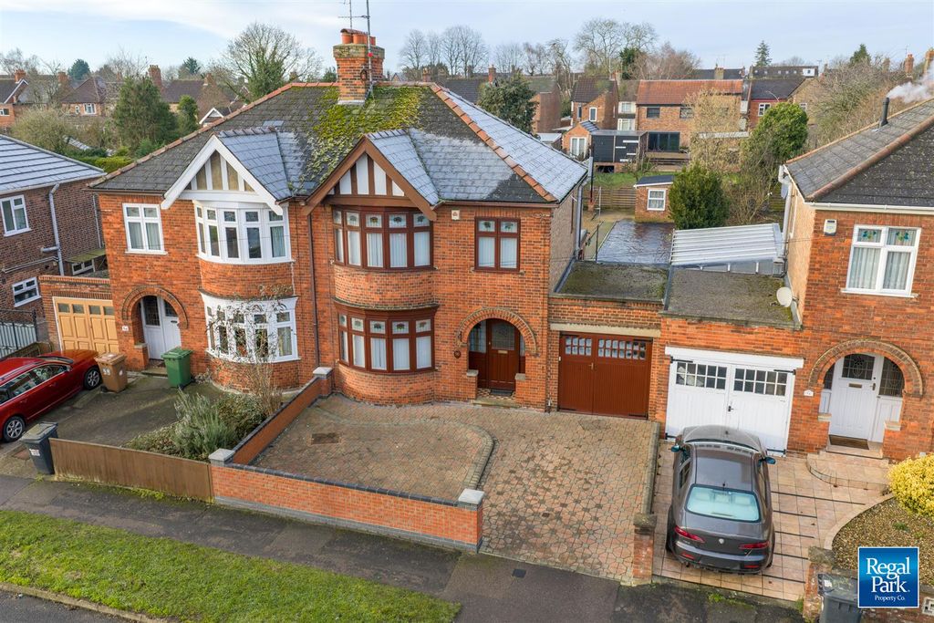 Property photo 1 of 31 Front