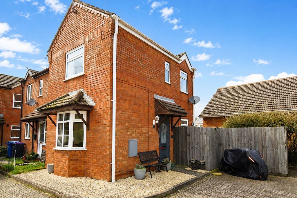Property photo 1 of 19