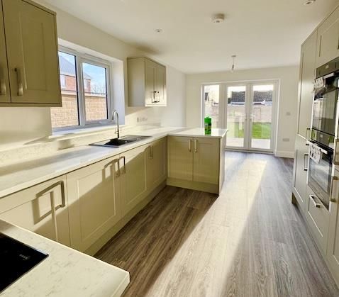 Property photo 2 of 10 Example Kitchen (Plot 9 Shown)