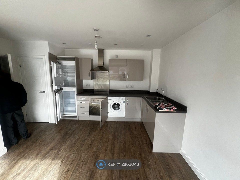 Property photo 3 of 6