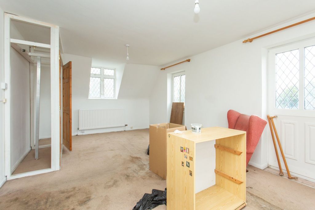 Property photo 2 of 13 Picture 2