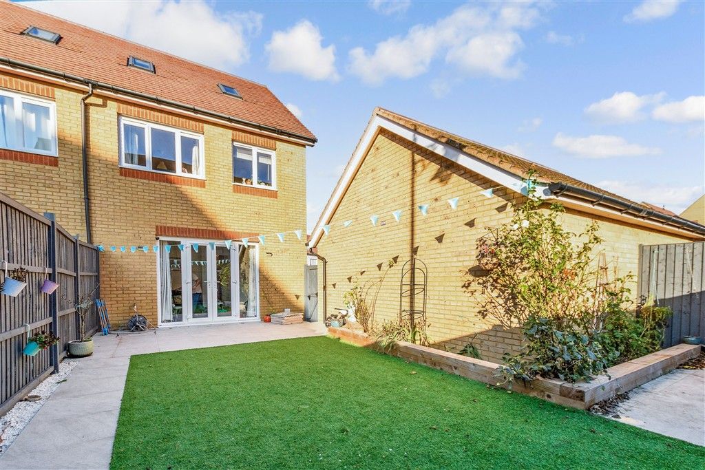 Property photo 2 of 9 Rear Elevation