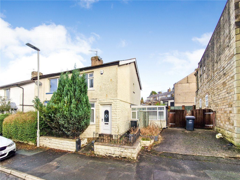 Property photo 1 of 15 External