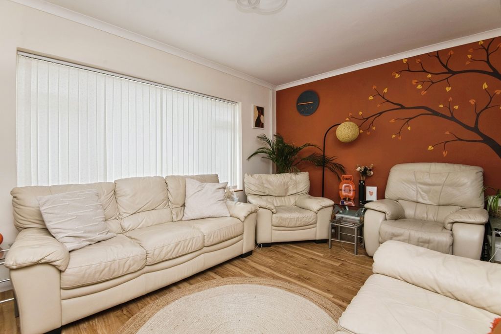 Property photo 2 of 12 Living Room