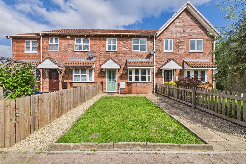 Property photo 1 of 14 Front