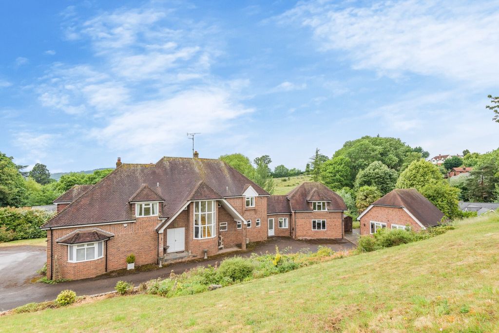 Property photo 1 of 34