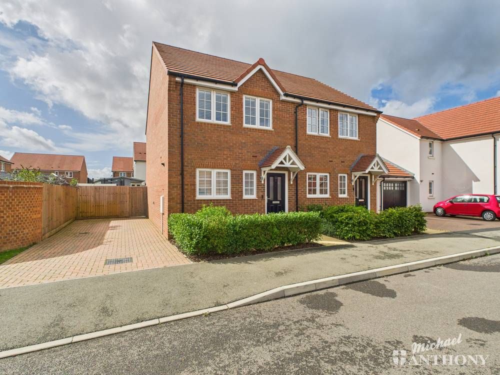 Property photo 1 of 15 Cam02773G0-Pr0358-Still024-Thumbnail-H750-70