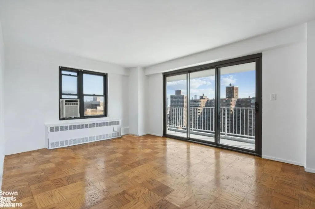 Property photo 2 of 12 <Alttext/>