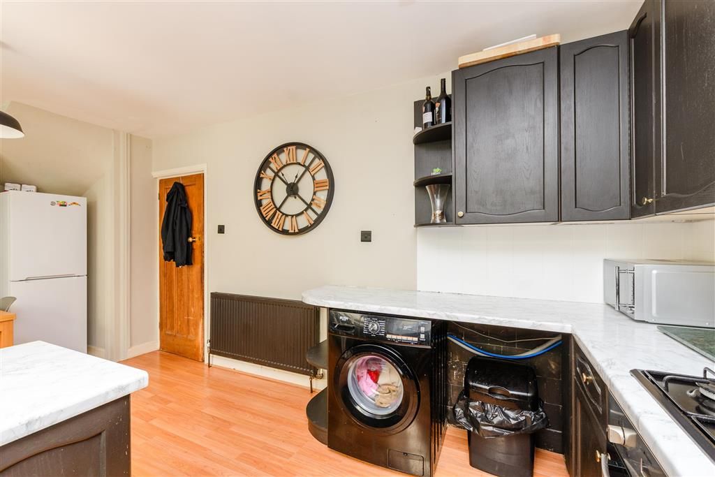 Property photo 3 of 9 Kitchen/Diner