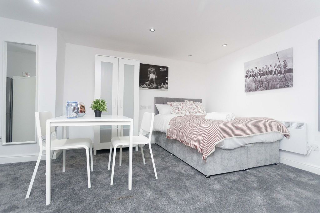 Property photo 1 of 5 Image