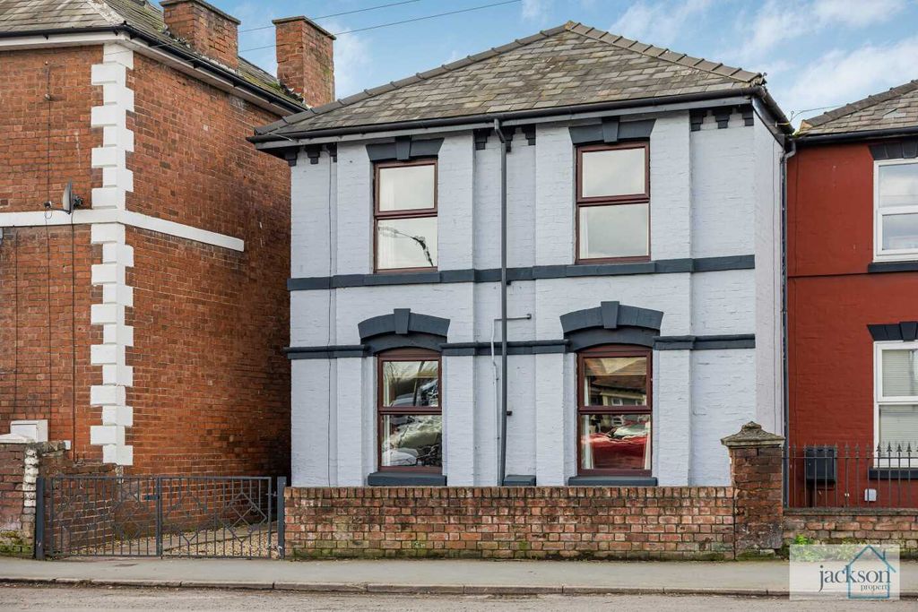 Property photo 1 of 27 11_76206_Watermarked