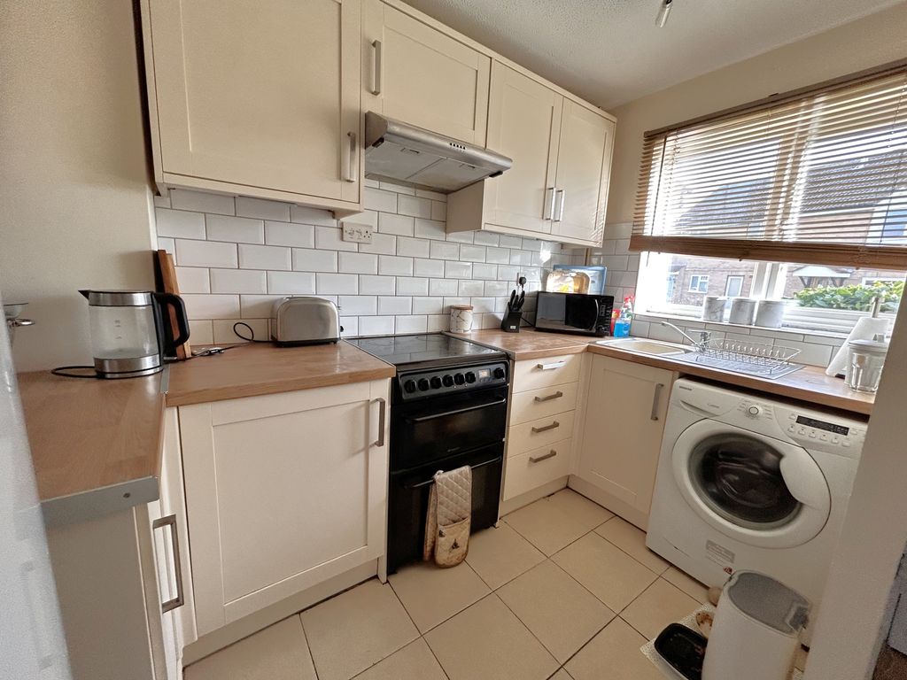 Property photo 2 of 6