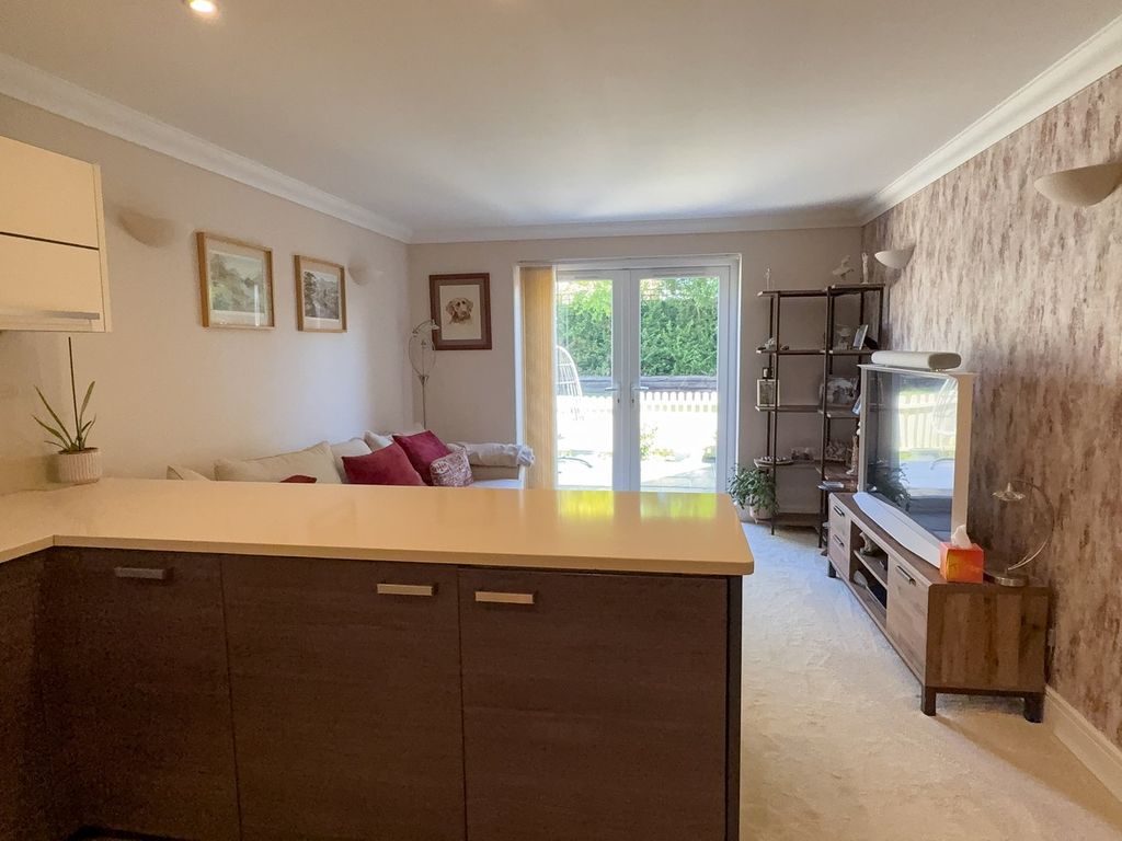 Additional image 13 of 2 bed flat for saleLove Lane, Shaw, Newbury RG14
