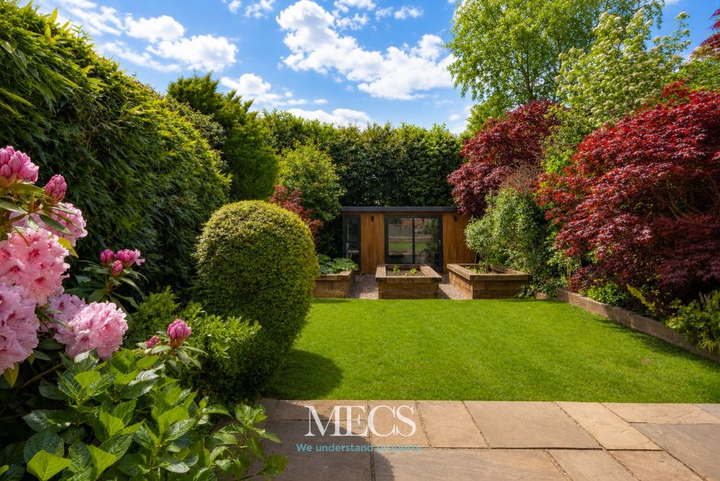 Property photo 2 of 19 4663303