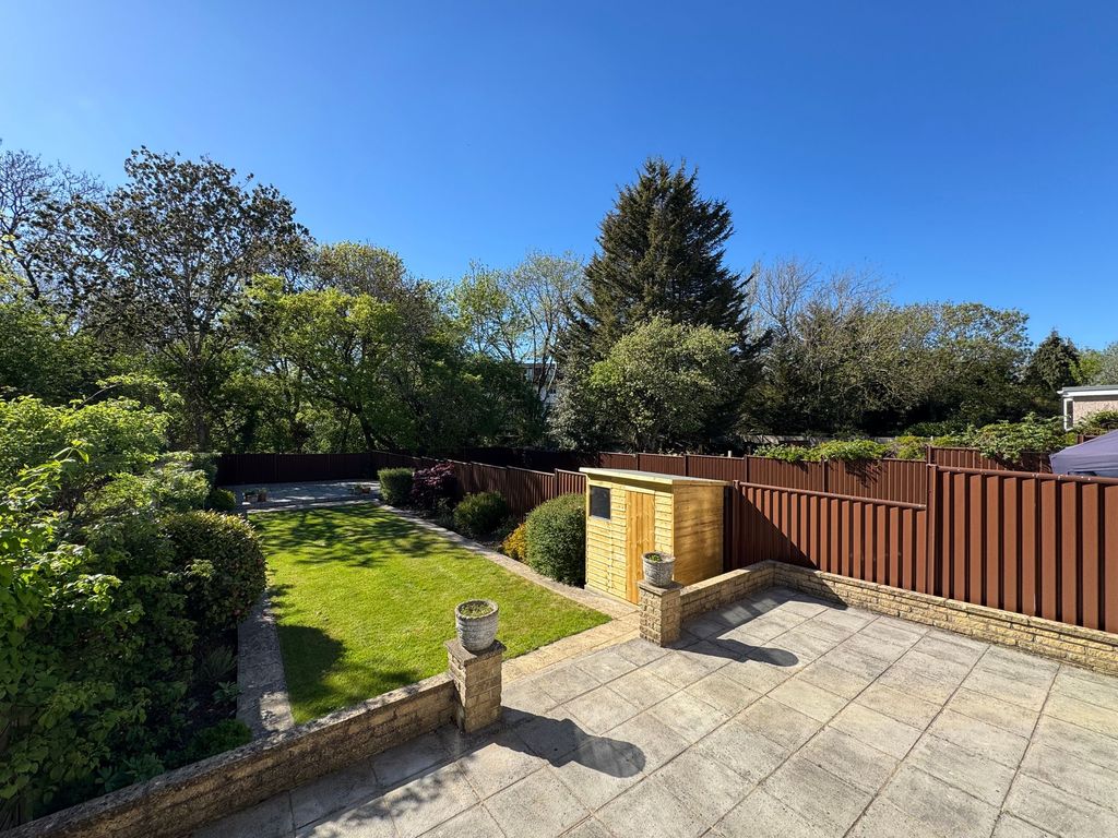 Property photo 1 of 24 Garden