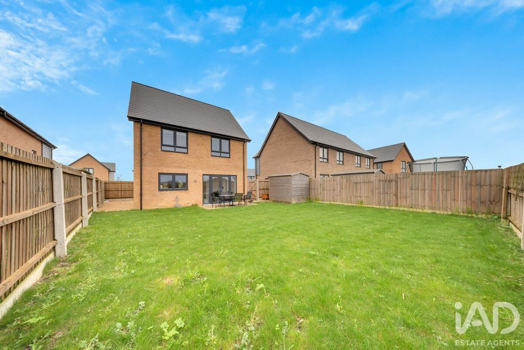 Property photo 2 of 29