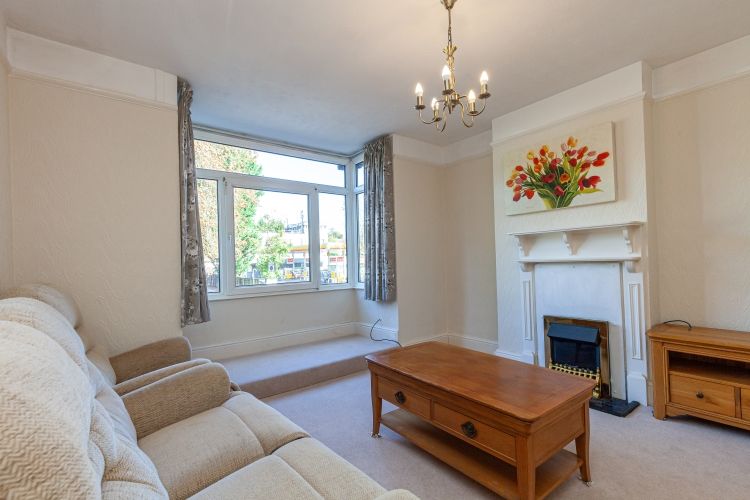 Property photo 1 of 8 266172